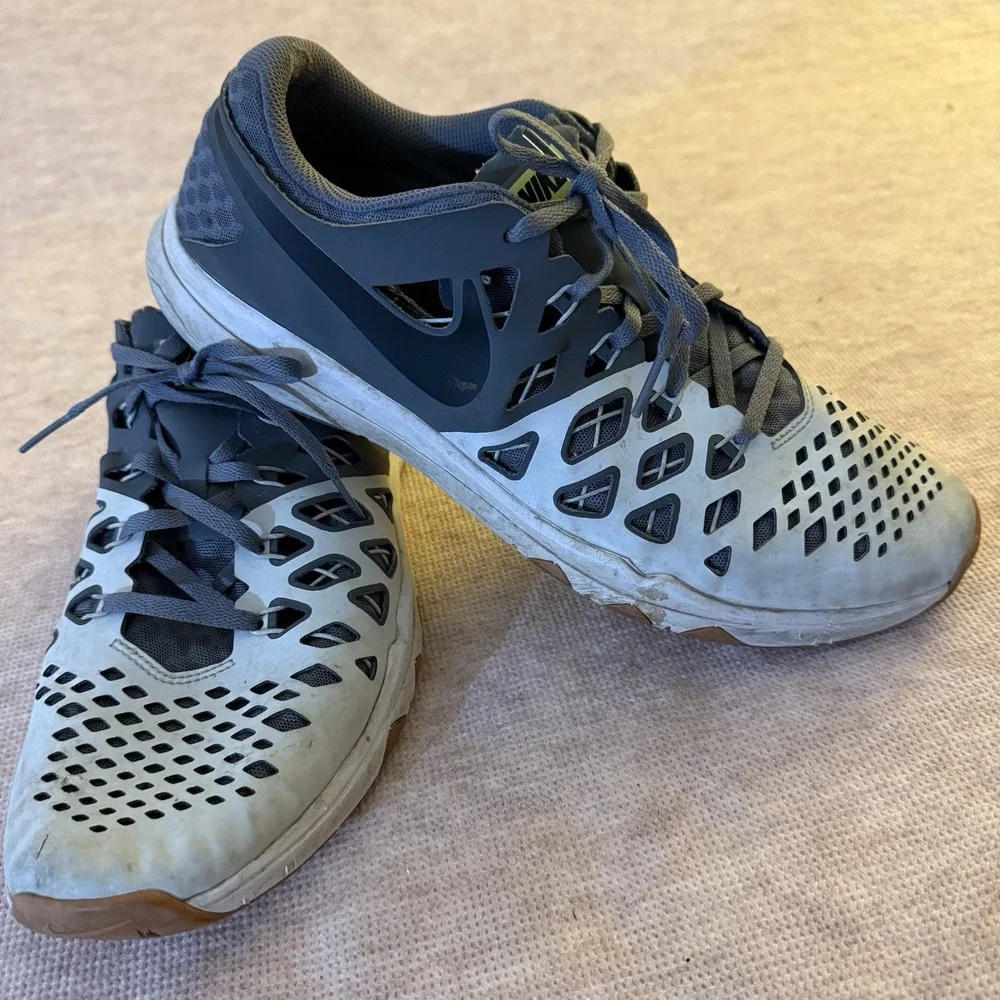 Nike Mens Train Speed 4 843937-005 Gray Gum Running‎ Shoes Sneakers Size 12